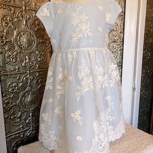 Pippa & Julie size 6 girls dress, new with tags